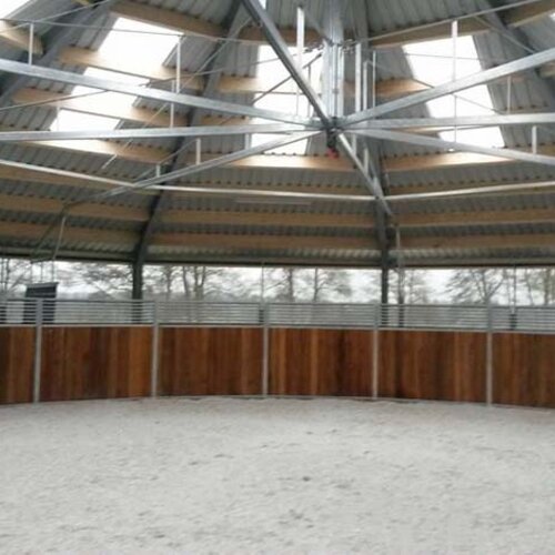 Ceiling-Mounted Horse Walker, 22m, 8 Horses, Show jumpers Stumpf, Germany