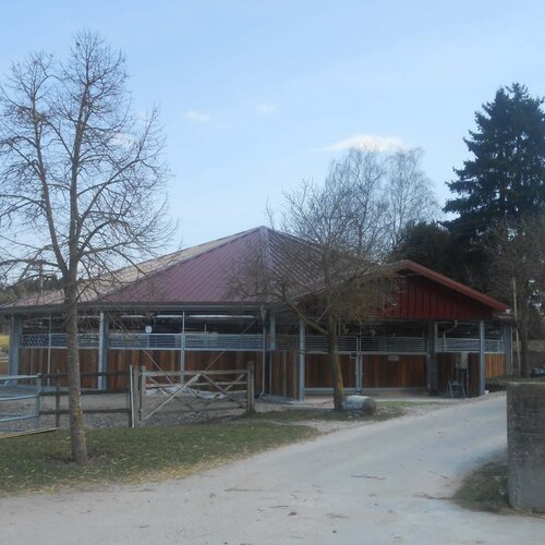 Rail-Gliding Horse Walker, 23m, 7 Horses, Equestrian facility Heiligenbronn, Germany Rail-Gliding Horse Walker, 23m, 7 Horses, Equestrian facility Heiligenbronn, Germany