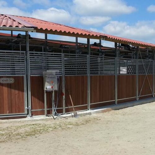 Rail-Gliding Horse Walker, 12x25m, Sandbrink, Germany Rail-Gliding Horse Walker, 12x25m, Sandbrink, Germany