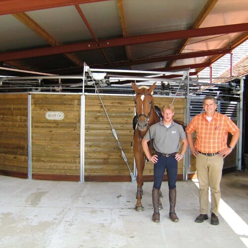 Rail-Gliding Horse Walker, 10x18m, 6 Horses, Tournament stables Ehning, Germany Rail-Gliding Horse Walker, 10x18m, 6 Horses, Tournament stables Ehning, Germany